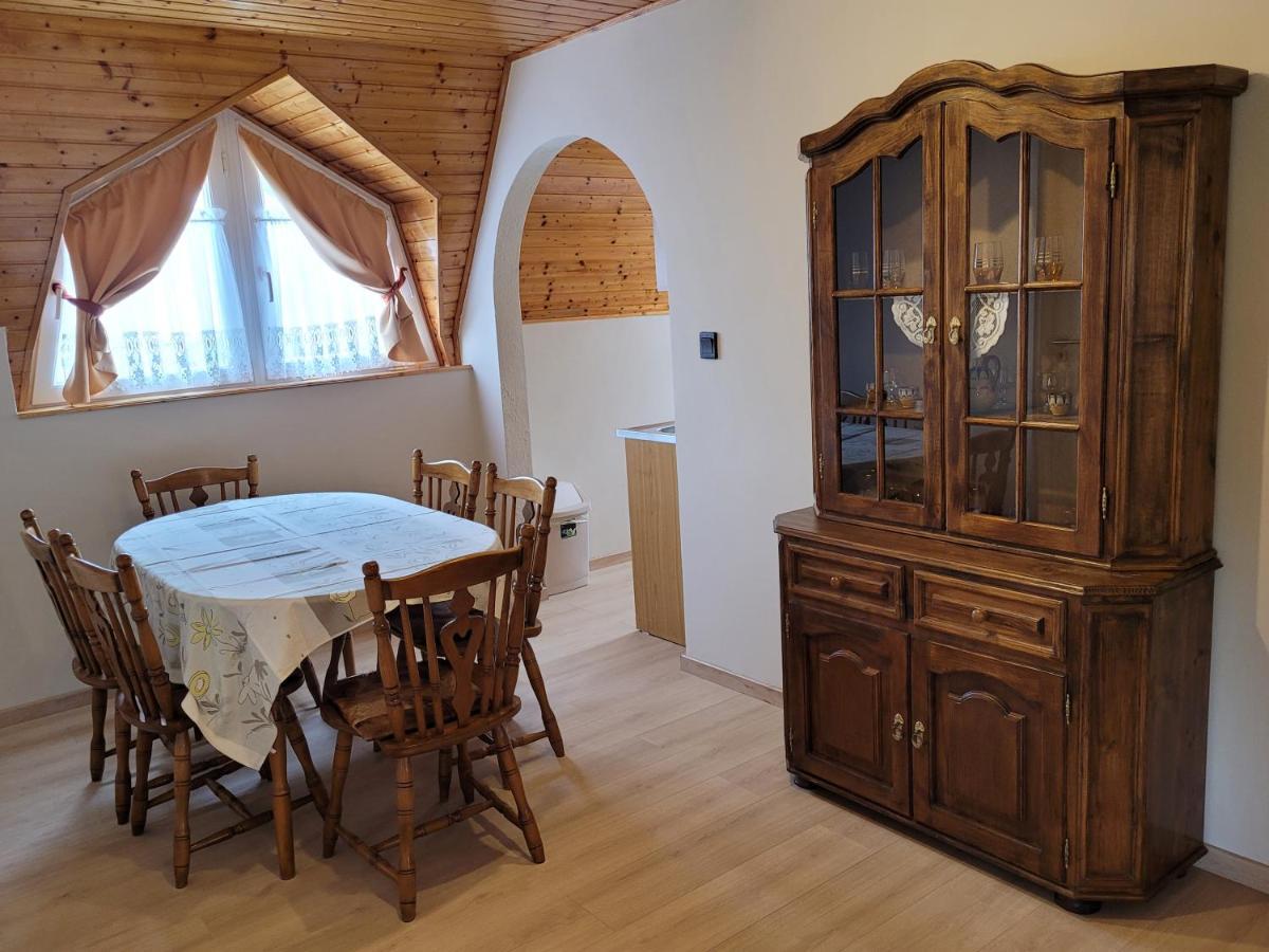 ザラカロシュHenrietta Apartmanhazアパートメント エクステリア 写真
